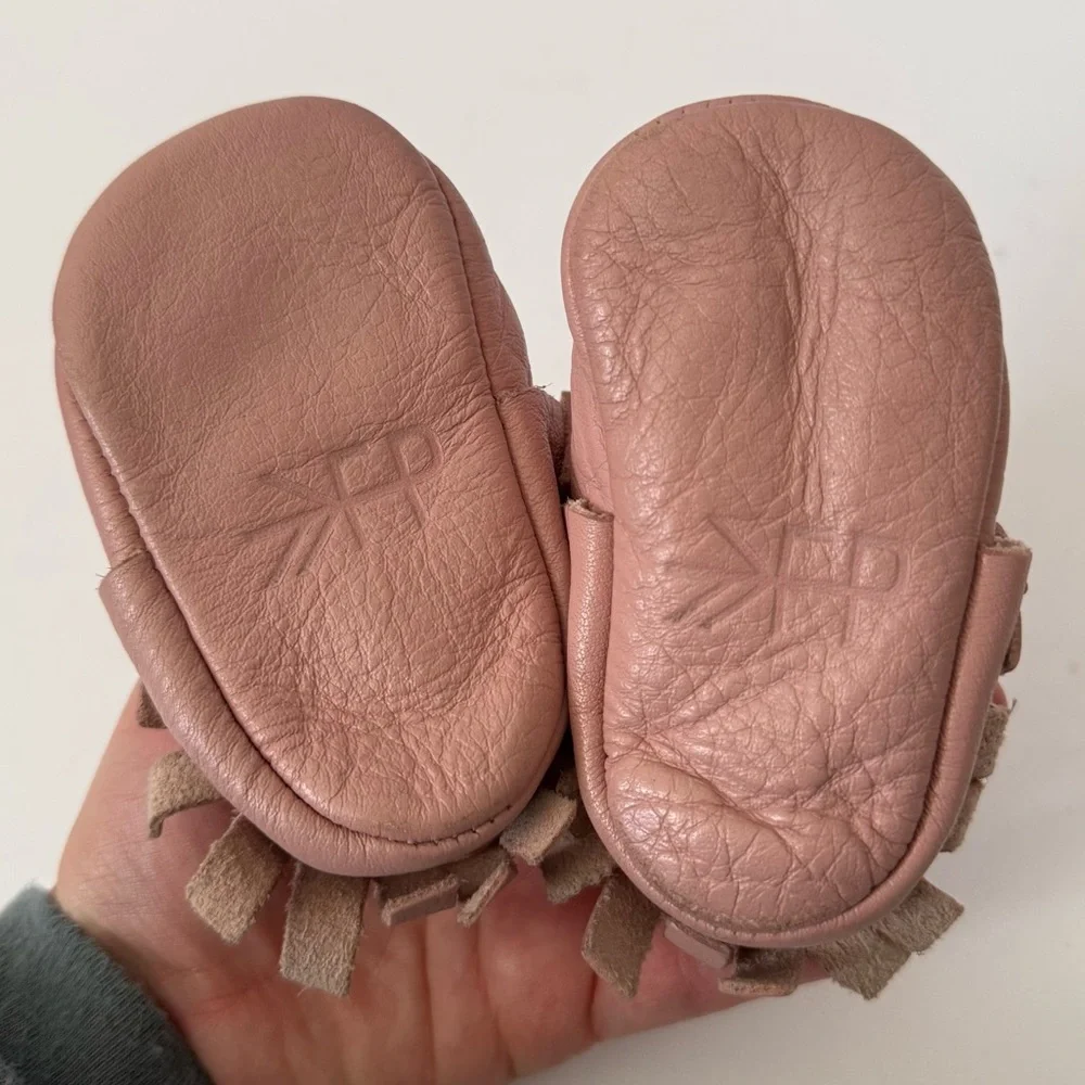 Freshly Picked Light Mauve Pink Leather Moccasins Size 2